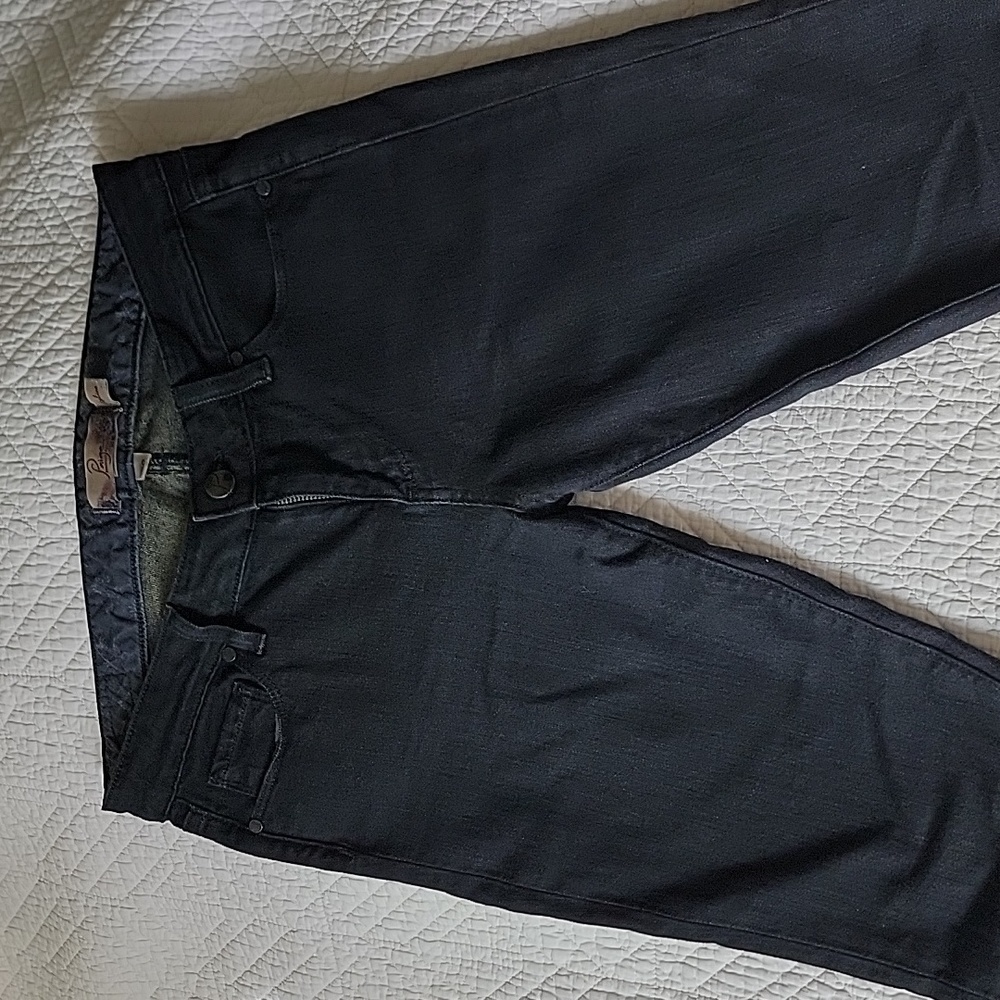 Paige Premium Denim Jean's Skyline size 28